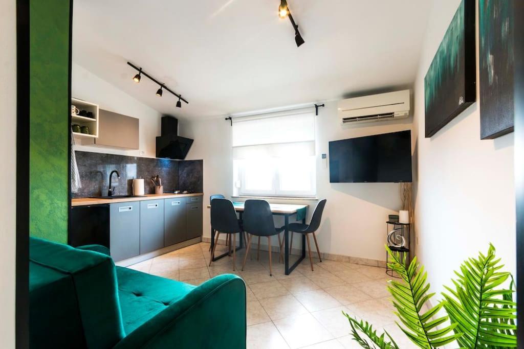 Apartman Smaragd Fažana Eksteriør billede
